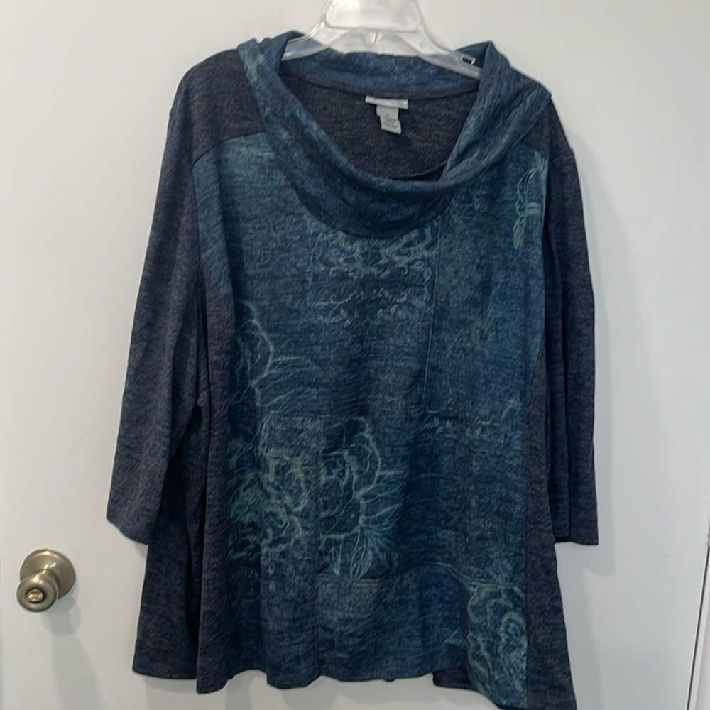 Catherines knit top, shades blue, cowl neck, 3/4 sleeves, size 3X, EUC